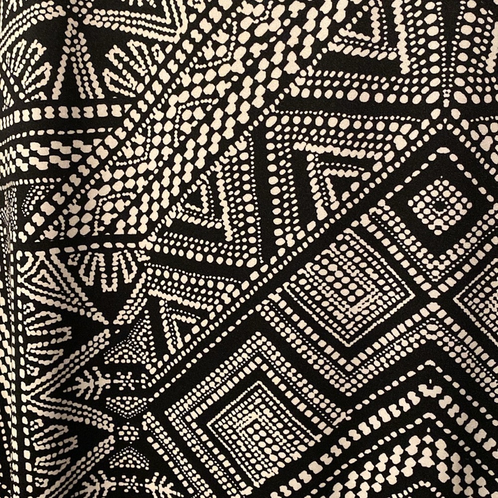 Pattern Dress - Picture 3 of 3